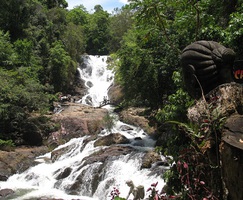  Водопад Datanla