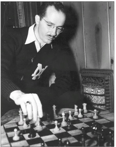 Роберт Хайнлайн играет в шахматы, 1936 или 1937 год