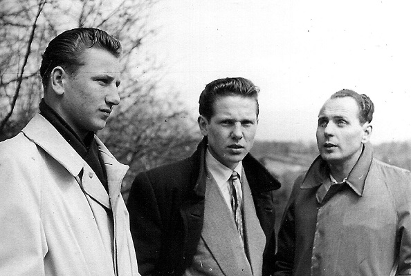 Януш ХРИСТА (в центре) с братьями. 1950-е годы