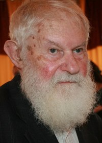 Владимир Микушевич